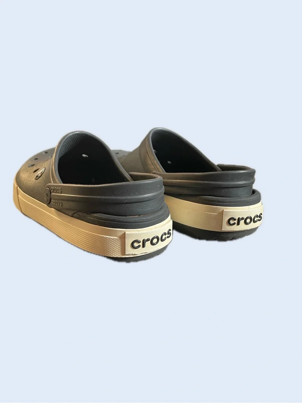 CROCS Unisex Blue Clog with White Midsole Trim & Strap (M: 7/W: 9)